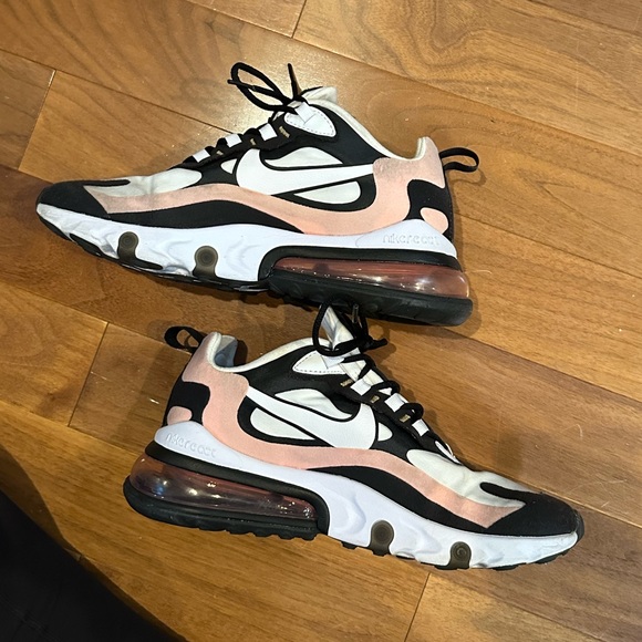Nike Airmax 270 React Black Pink Bleached Coral - Picture 4 of 10